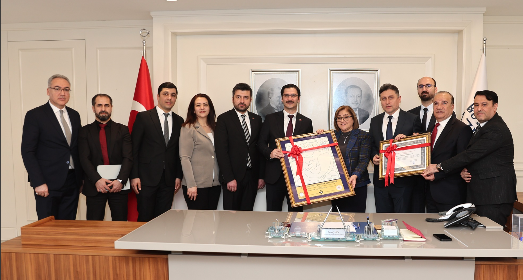 Gaziantepliler Gururlu Olabilir: Büyükşehir Belediyesi’ne Sağlıkta Çifte Başarı Belgesi!
