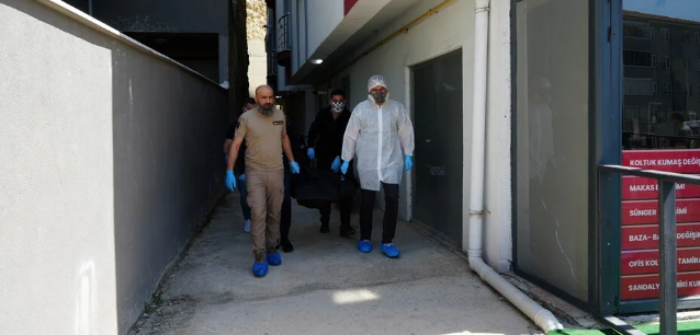 Hamile Eşini Öldürüp Cesediyle Günlerce Aynı Evde Kaldı: Korkunç Cinayet Ortaya Çıktı, Zanlı Tutuklandı