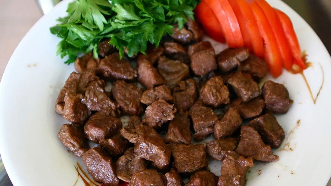 Gaziantep'te Eşek Eti! Gaziantep'e Yedirmeye Devam Ediyorlar
