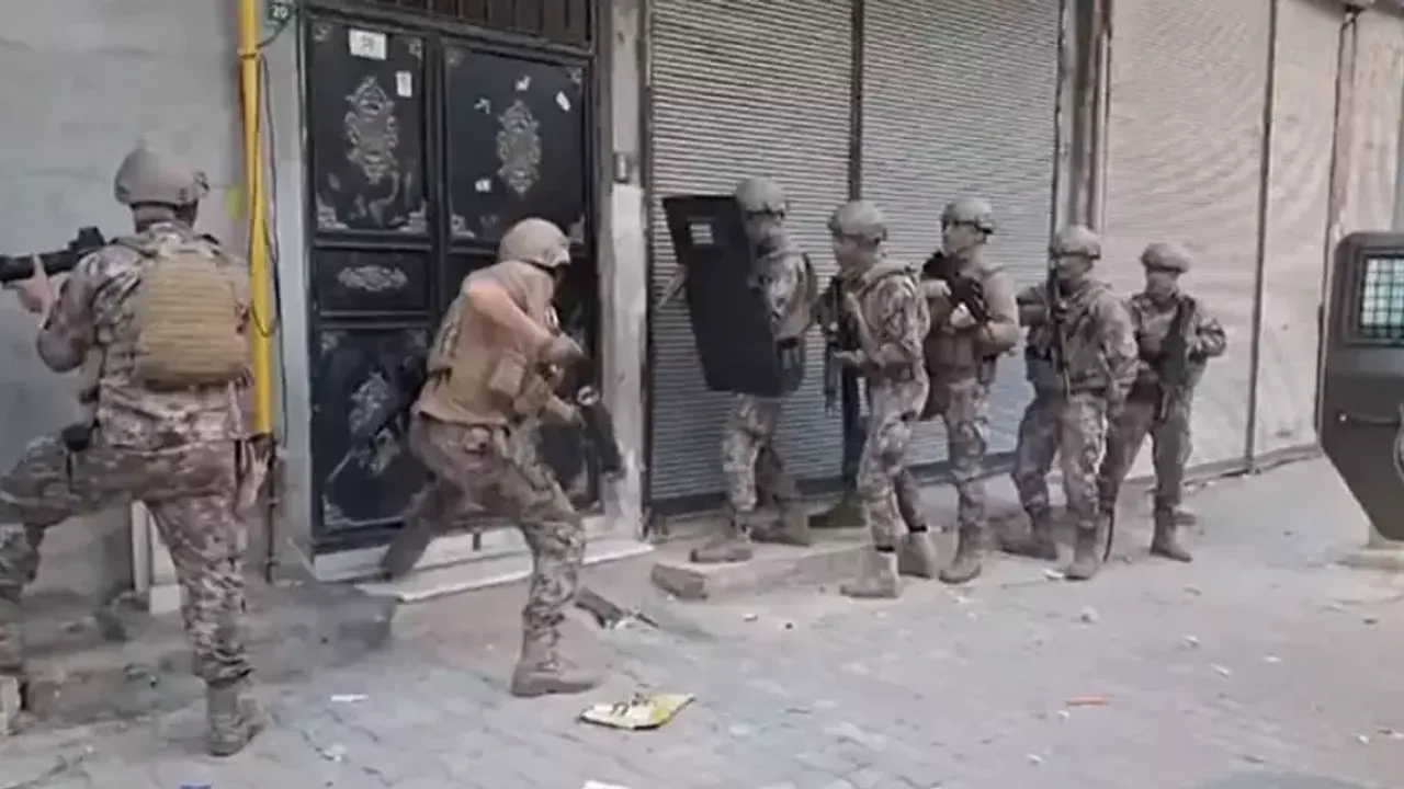 Gaziantep'te DEAŞ terör örgütü operasyonu!  210 Gözaltı