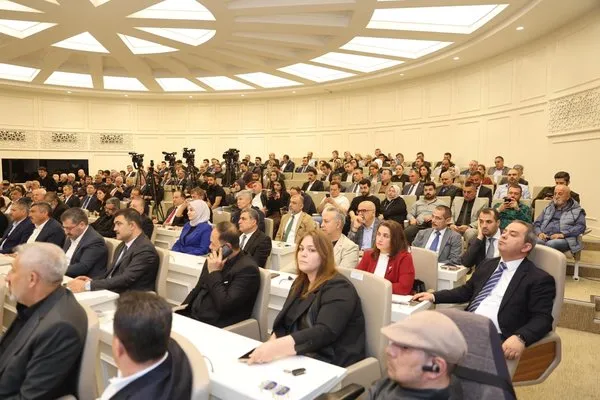 Gaziantep'teki Ayakkabıcılar, Şehir Dışına Taşınıyor: Yıl Sonuna Kadar 2 Yeni Bölgeye Taşınacaklar