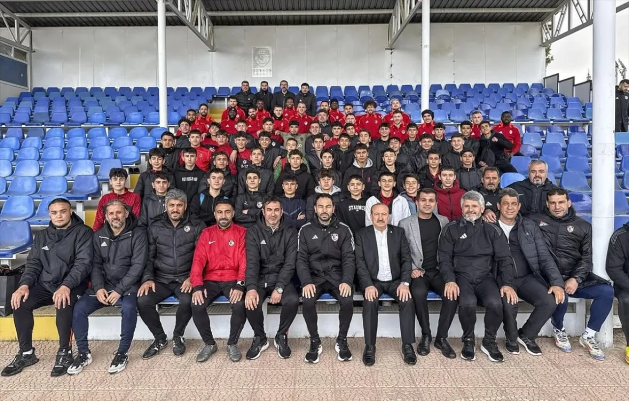 Gaziantep FK'nin genç yetenekleri "umut veriyor"