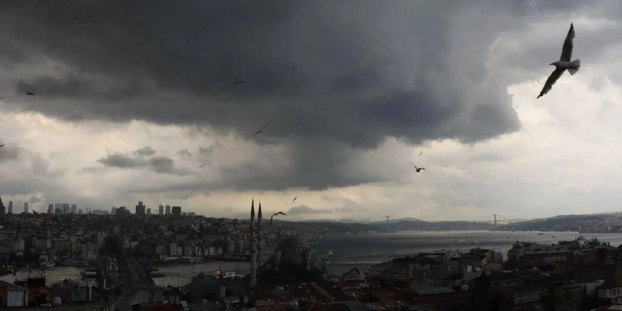 Yağmur Uyarısı: Gece Yarısından İtibaren Etkili Olacak