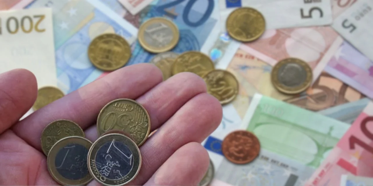 Merkez Bankası'ndan Tarihi Karar: Bu Banknotlar Artık Hiçbir Yerde Geçmeyecek!