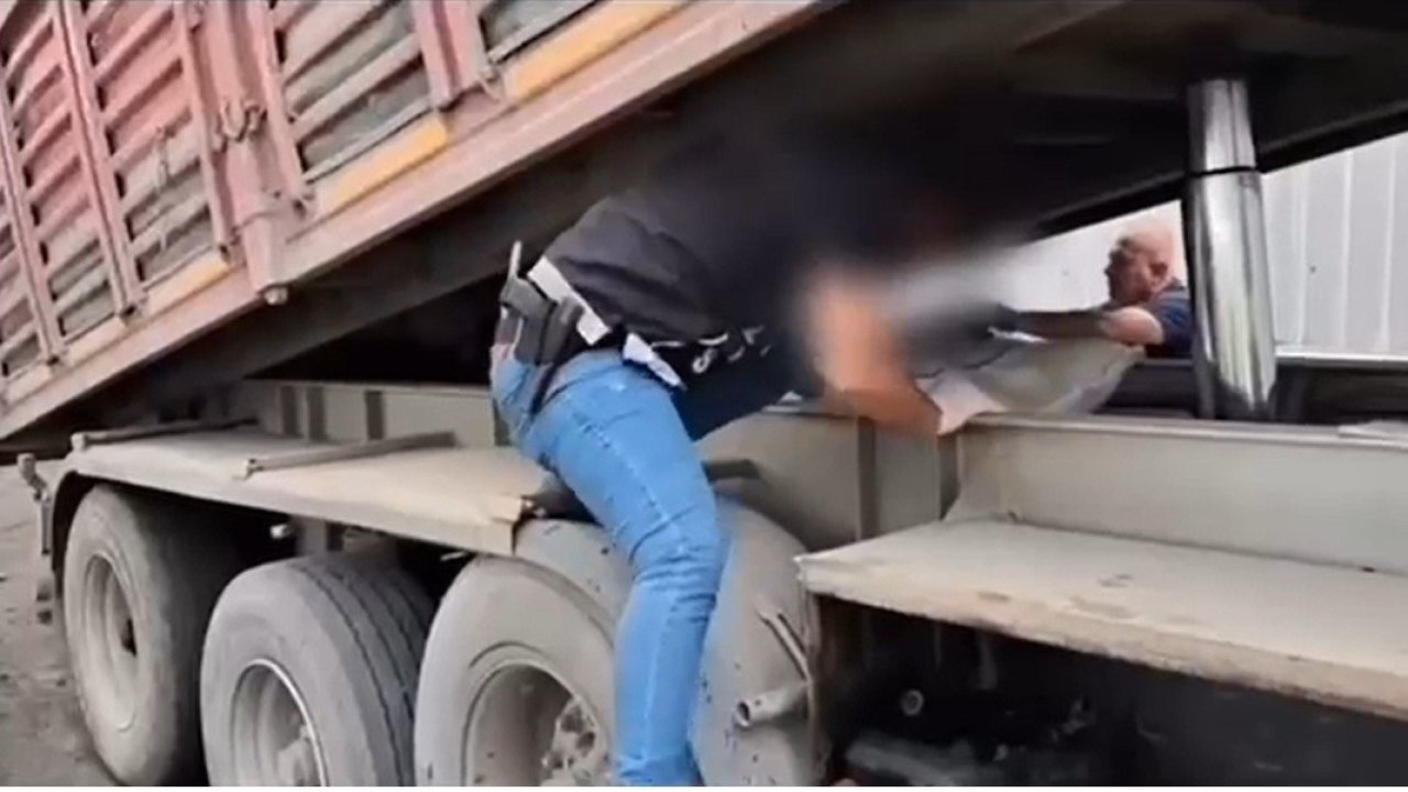 Gaziantep’te tır dorsesinde zehir ele geçirildi