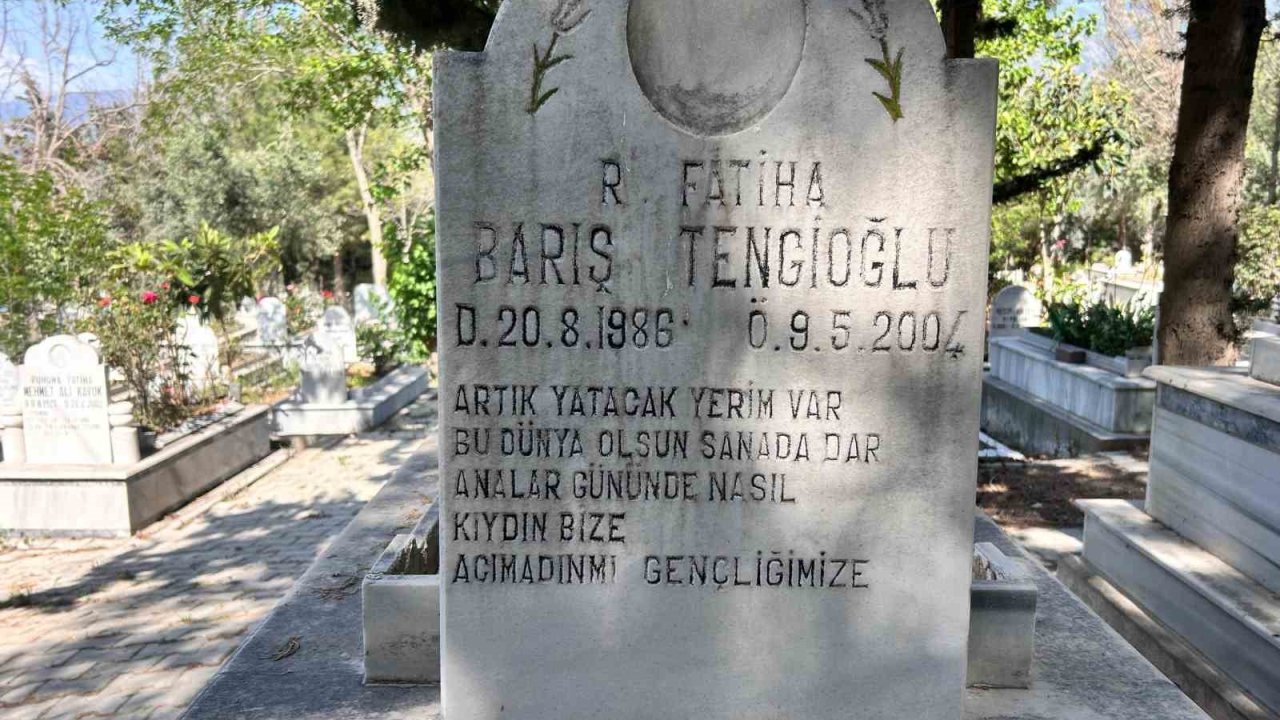 Selçuk Tengioğlu'nun Öldürdüğü Çocuklarının Mezarında Şok Yazı