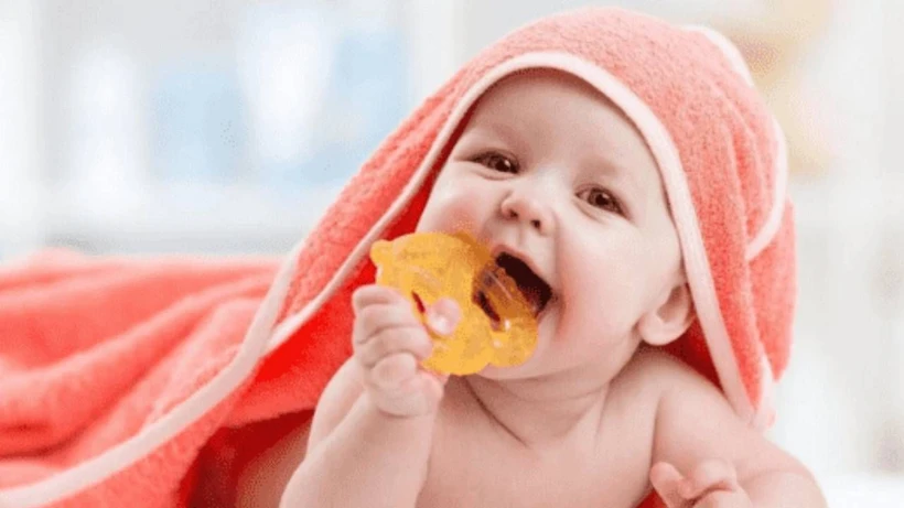 ABD'de Tehlike Alarmı: Popüler Bebek Diş Kaşıyıcısı Yasaklandı! Boğulma Riski Nedeniyle Piyasadan Toplatılıyor