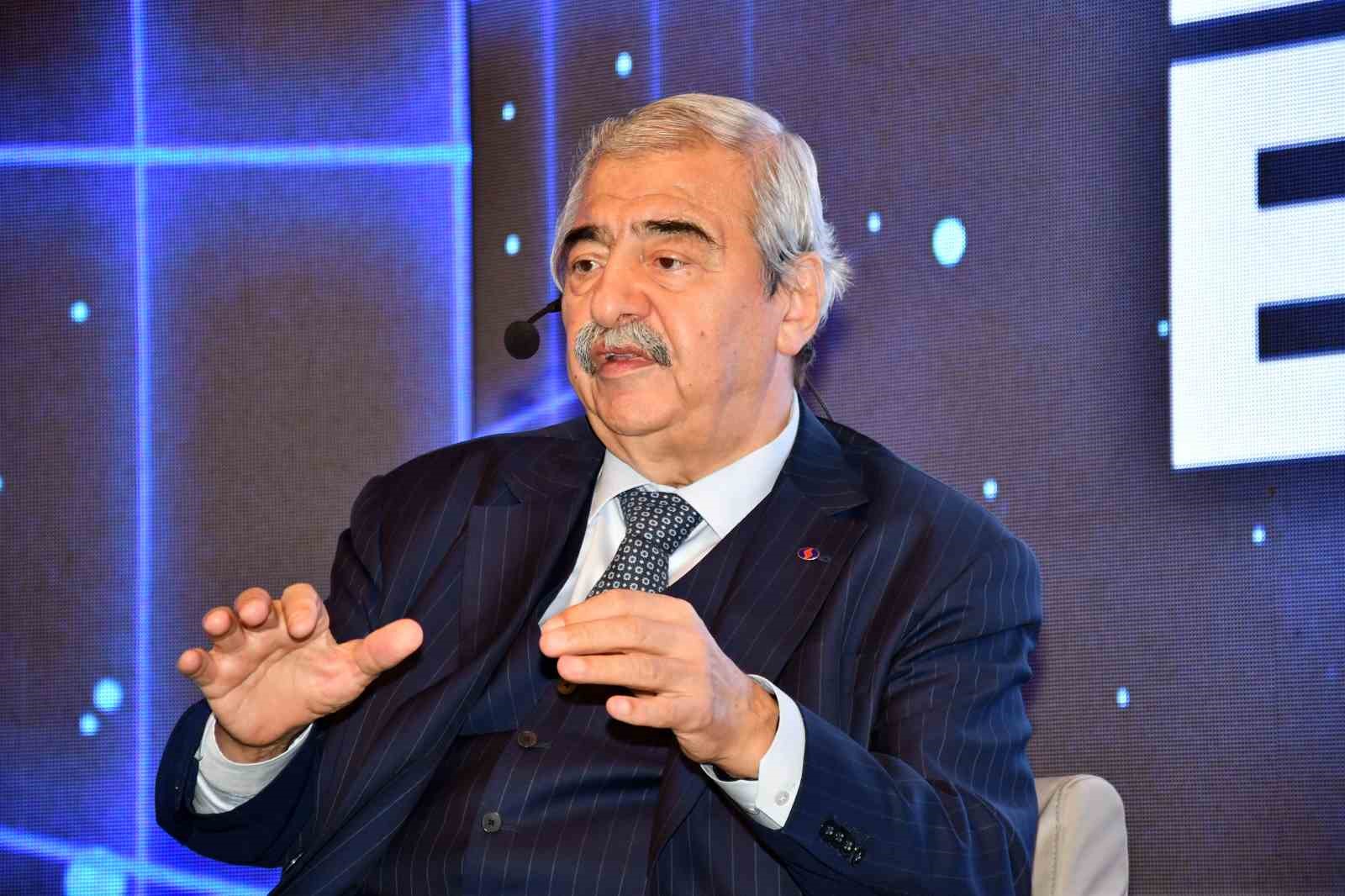 SANKO Holding Onursal Başkanı Abdulkadir Konukoğlu 2. Konya Ekonomi Forumuna Katıldı