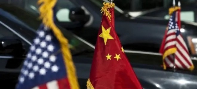 Trump'tan Sürpriz Hamle: Çin'e Uygulanan Tarifelerde Yumuşama Sinyali! İsviçre'deki Kritik Görüşme Öncesi ABD'den Piyasalara Mes