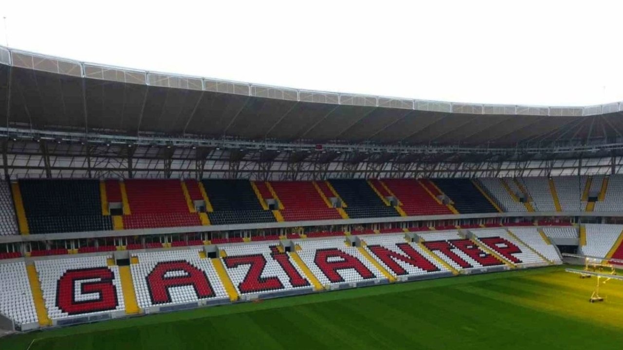 Gaziantepliler Kendi Stadından Kovuldu! Kupa Rezaleti