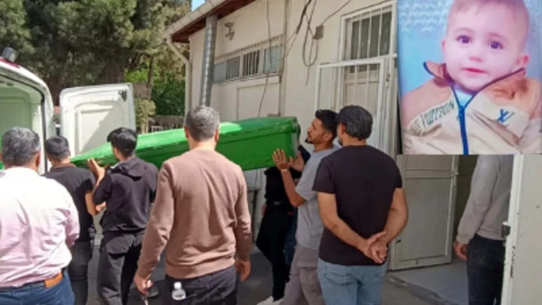 Gaziantep'te Komşusunun Park Ettiği Aracın Altında Kalan Bebek Hayatını Kaybetti