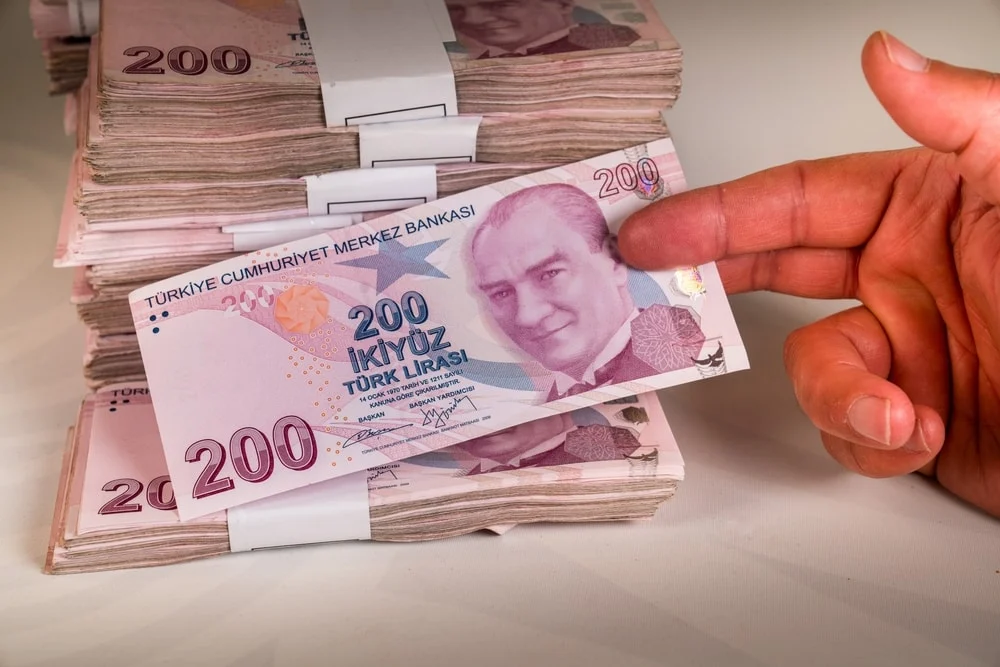 Gaziantep’teki Çalışanlar İçin Kritik Uyarı: SGK Uzmanı Emekli Olacaklara Her Ay 7 Bin Lira Kaybı Uyarısında Bulundu!