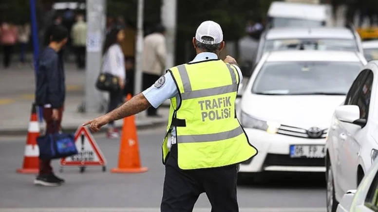 Gaziantep Sürücülerine Kötü Haber: Trafik Cezaları Katlanıyor, Telefonla Konuşmanın Bedeli Servet Değerinde!