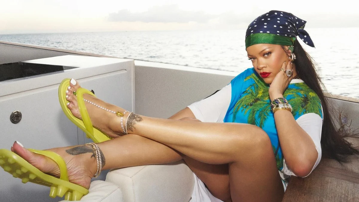 “35 Yıl Bekledim, Başkaları Baksın Diye Değil!” Rihanna'dan Üçüncü Gebelikte Bakıcı Sorularına Net Yanıt