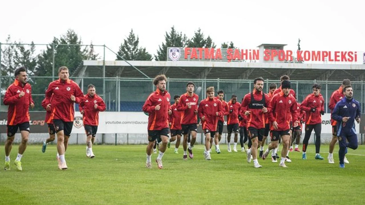 Gaziantep FK, Antalya Deplasmanında Hayati Maç Öncesi Son Hazırlıklarını Tamamlıyor