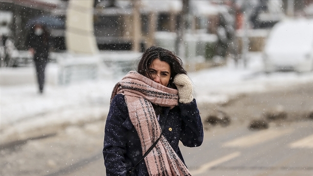 Yaz Mevsimi Neden Hâlâ Gecikiyor? Marmara’dan Anadolu’ya Serin Havaların Sebepleri ve Mevsimsel Dalgalanmalar