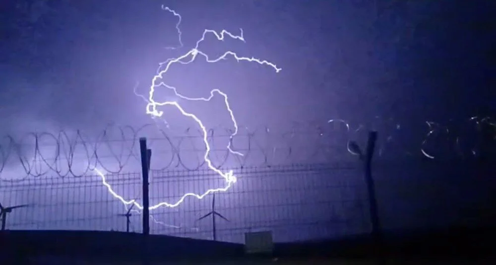 Meteoroloji’den Gaziantep ve Çevresine Kritik Uyarı: Turuncu ve Sarı Kodla Kuvvetli Fırtına Geliyor!