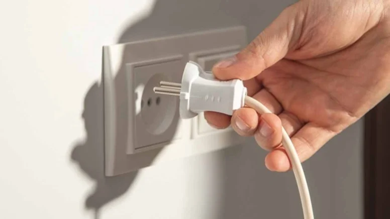Bu Cihazın Fişini Öğleden Sonra Çekin: Tek Cihazla Aylık Elektrik Faturasını Düşürmenin Yolu