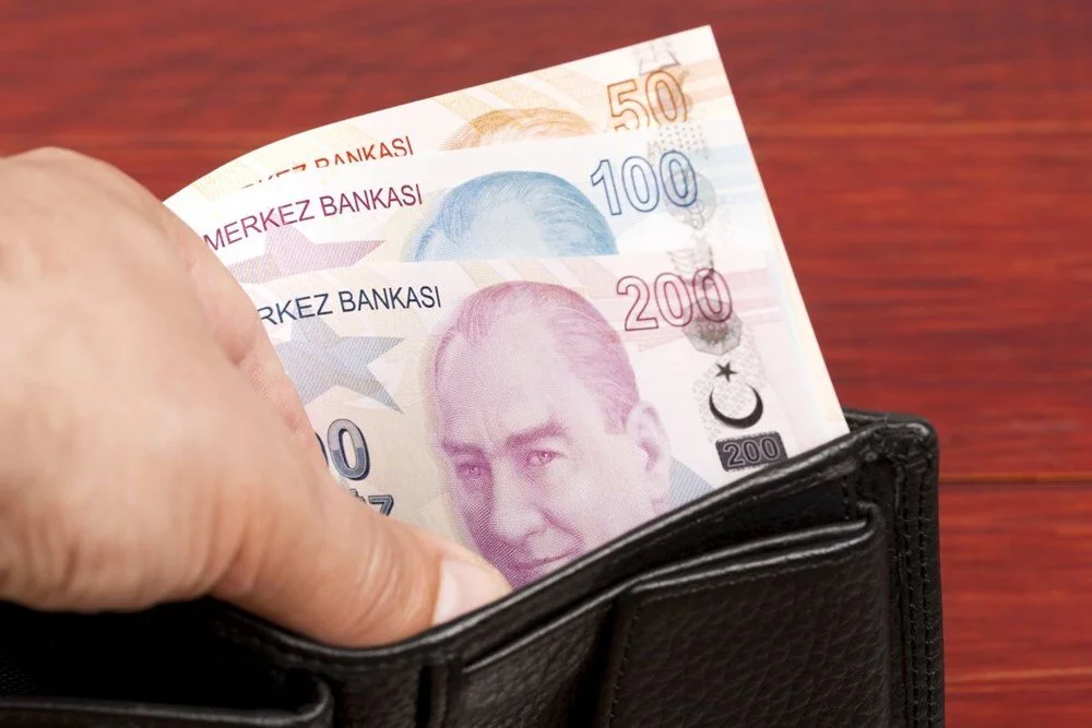 İş Bankası ve TEB'den 2025 Emekli Promosyon Atağı: 21.000 TL’ye Varan Ödemeler ve Ek Avantajlar!