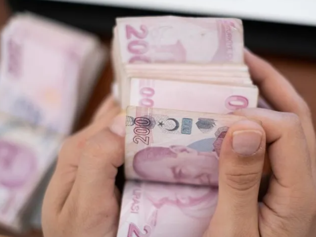 Dev Bankalardan Faizsiz Kredi Atağı! 75 Bin TL’ye Kadar Nakit Desteği – Kim Ne Kadar Veriyor?