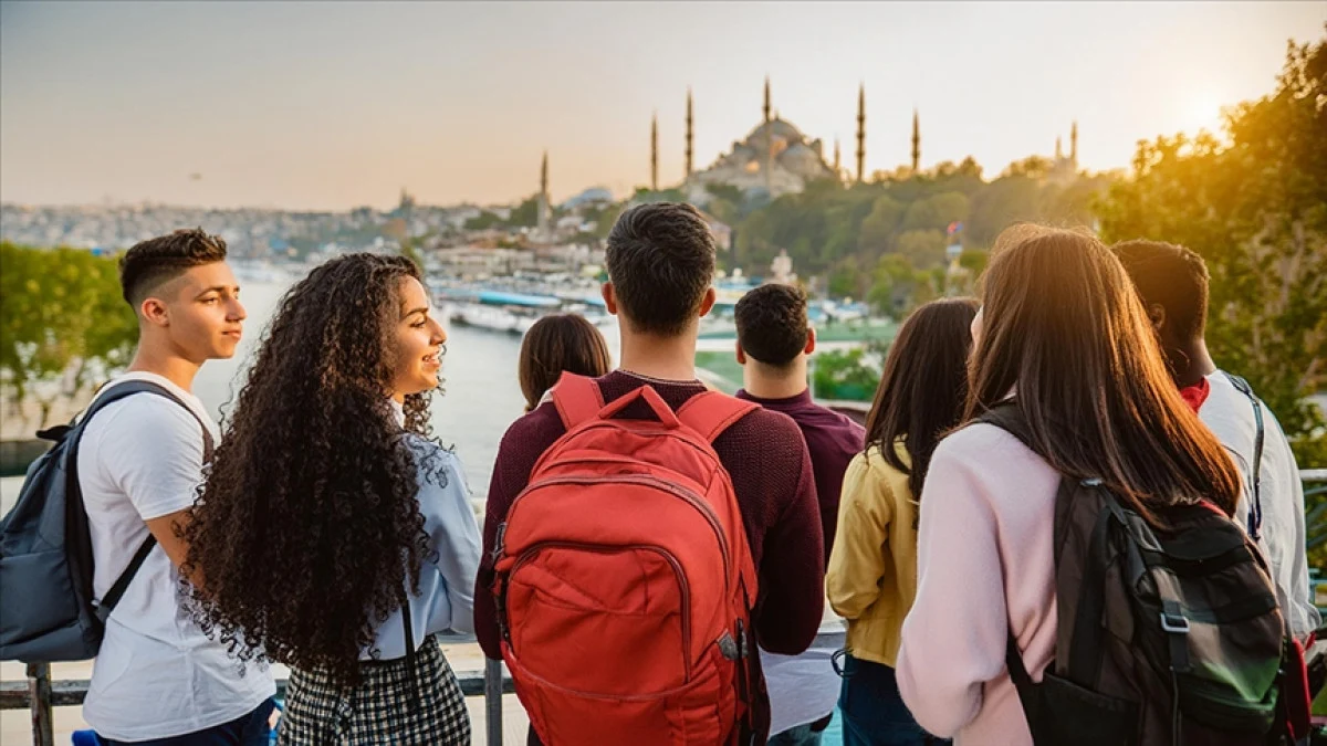 Gaziantep Dahil Türkiye Genelinde Gençlerin Yarısı Mutlu: TÜİK’ten Dikkat Çeken Gençlik Raporu