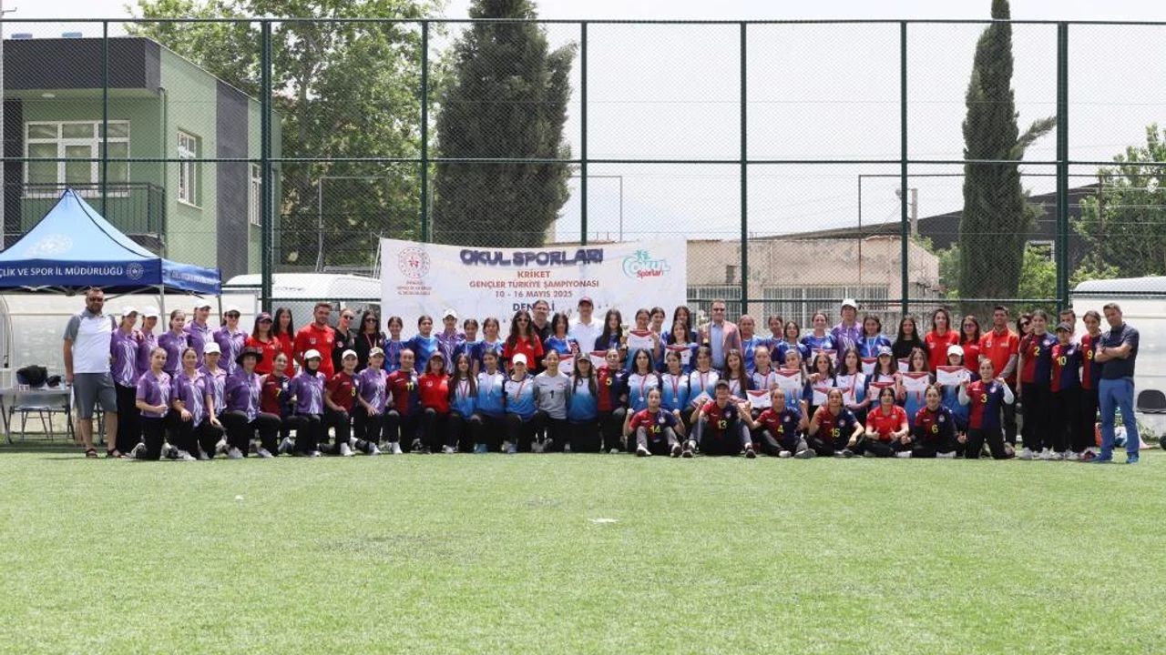 Gaziantep Nizip Spor Lisesi’nden Çifte Başarı! Türkiye Şampiyonası’nda Hem Kızlar Hem Erkekler Kategorisinde 3. Oldular