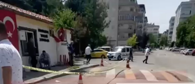 Son Dakika: Gaziantep’te Kan Donduran Taksici Saldırısı! Ayaklarına Peş Peşe Kurşun Sıktılar