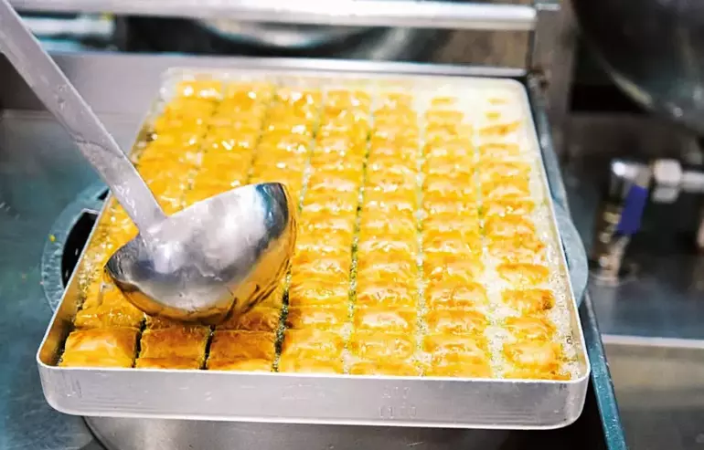 Gaziantep'te Bayram Tatlısı Lüks Oldu! Asgari Ücretli 1 Kilo Baklava İçin 1 Gün Çalışıyor