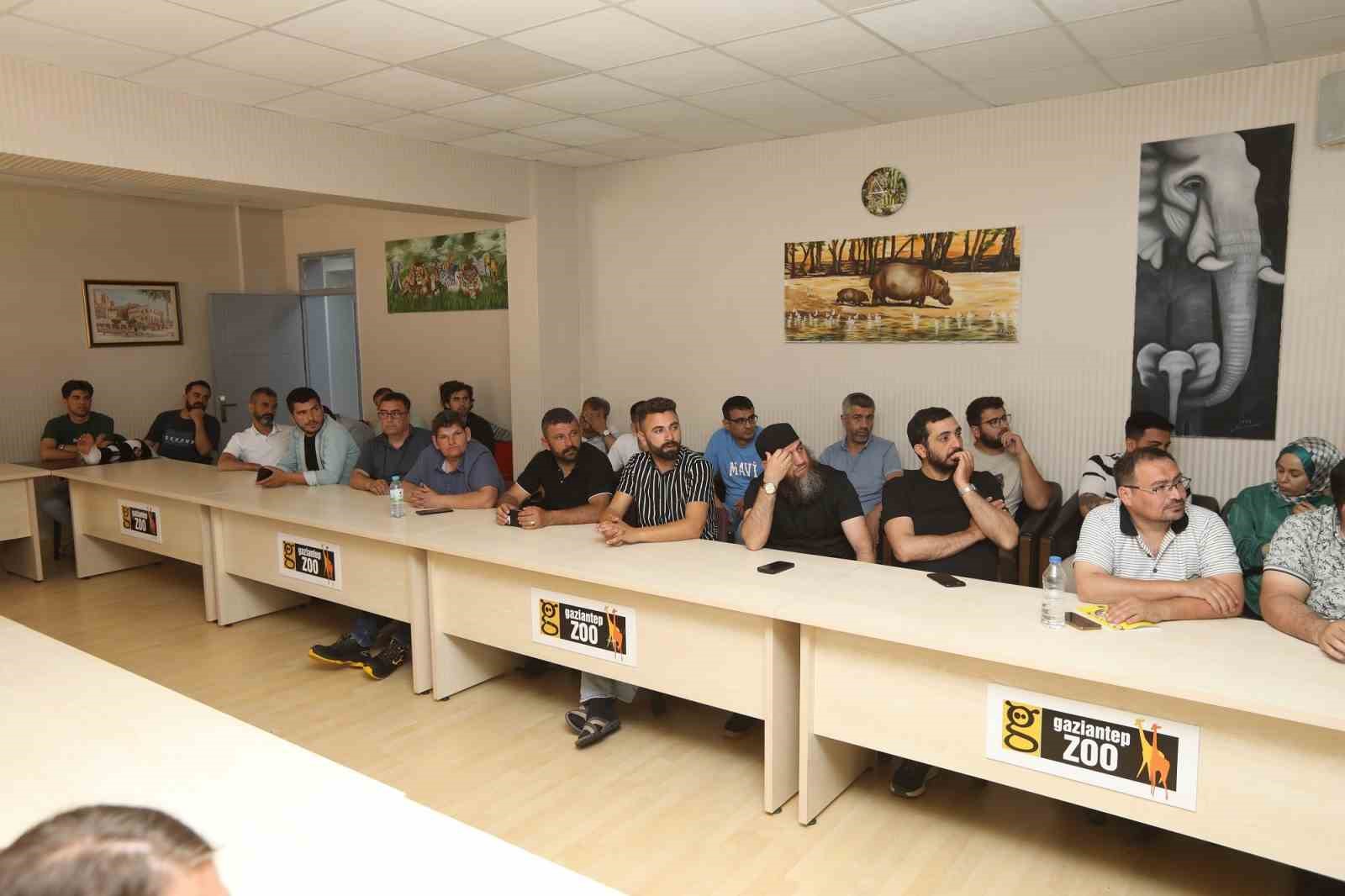 Gaziantep'te Evcil Hayvan Satışı İçin Yeni Dönem: Satış Belgesi Eğitimi Başladı!