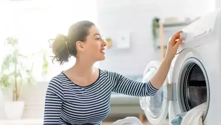 Ütüye Veda Zamanı! Çamaşır Makinenizdeki Bu Gizli Özellik ile Hem Zaman Hem Enerji Tasarrufu Sağlayın
