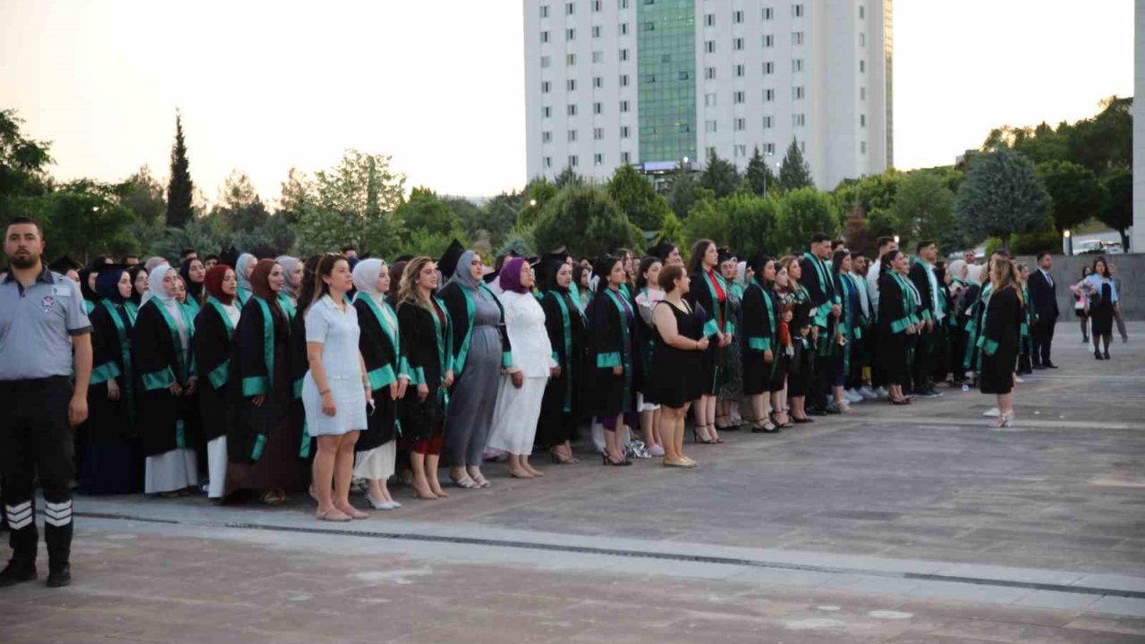 GİBTÜ’da mezuniyet heyecanı