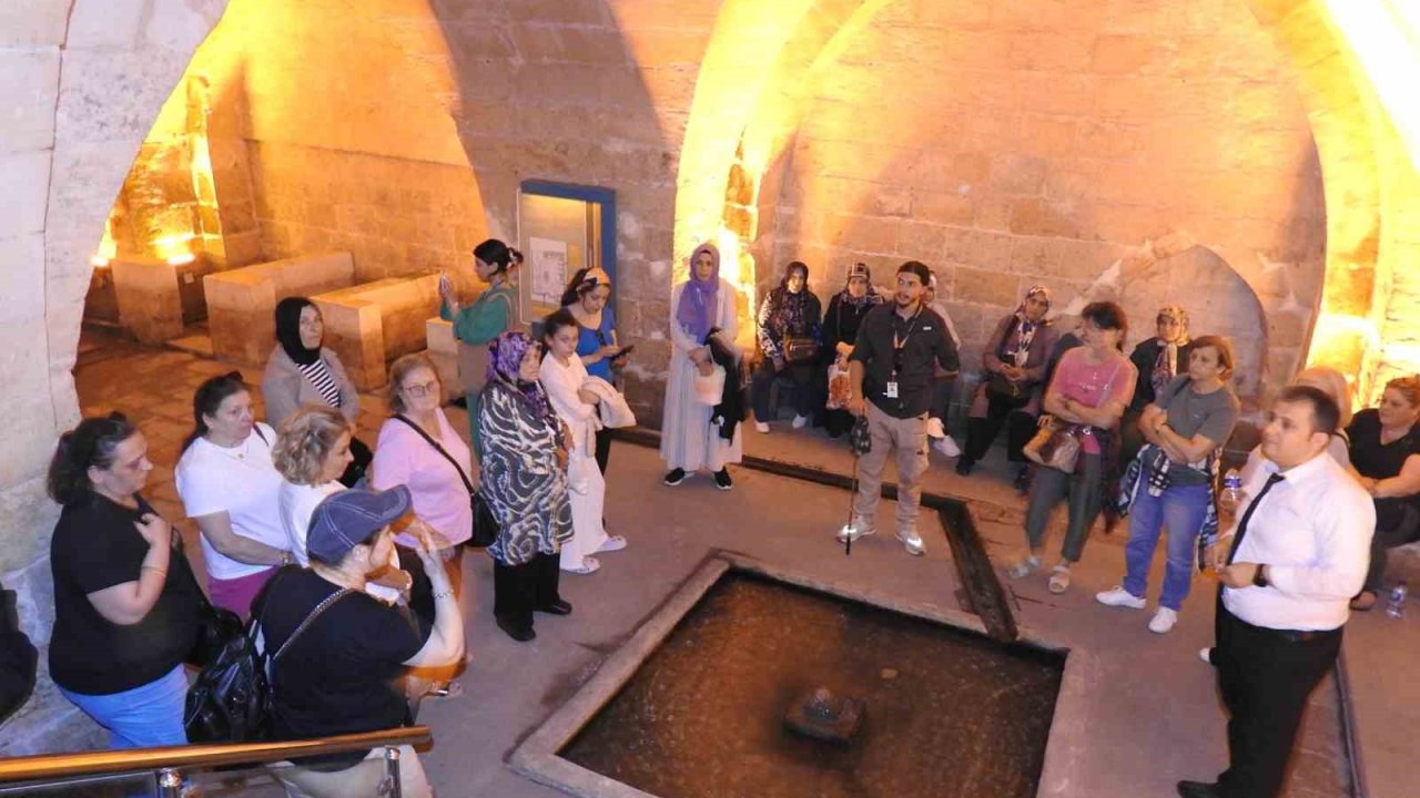 Gaziantep’te Dünyada Benzeri Olmayan Yer! Turistlerden yoğun ilgi