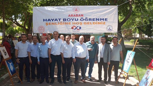 Gaziantep Araban’da Öğrenme Coşkusu! Parkta Şenlik Var, Her Yaştan Vatandaş Üretiyor