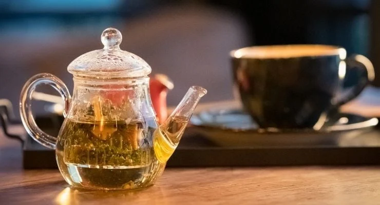 Çay İçen Daha Uzun Yaşıyor: Bilimin Açıkladığı Şifa Kaynağı