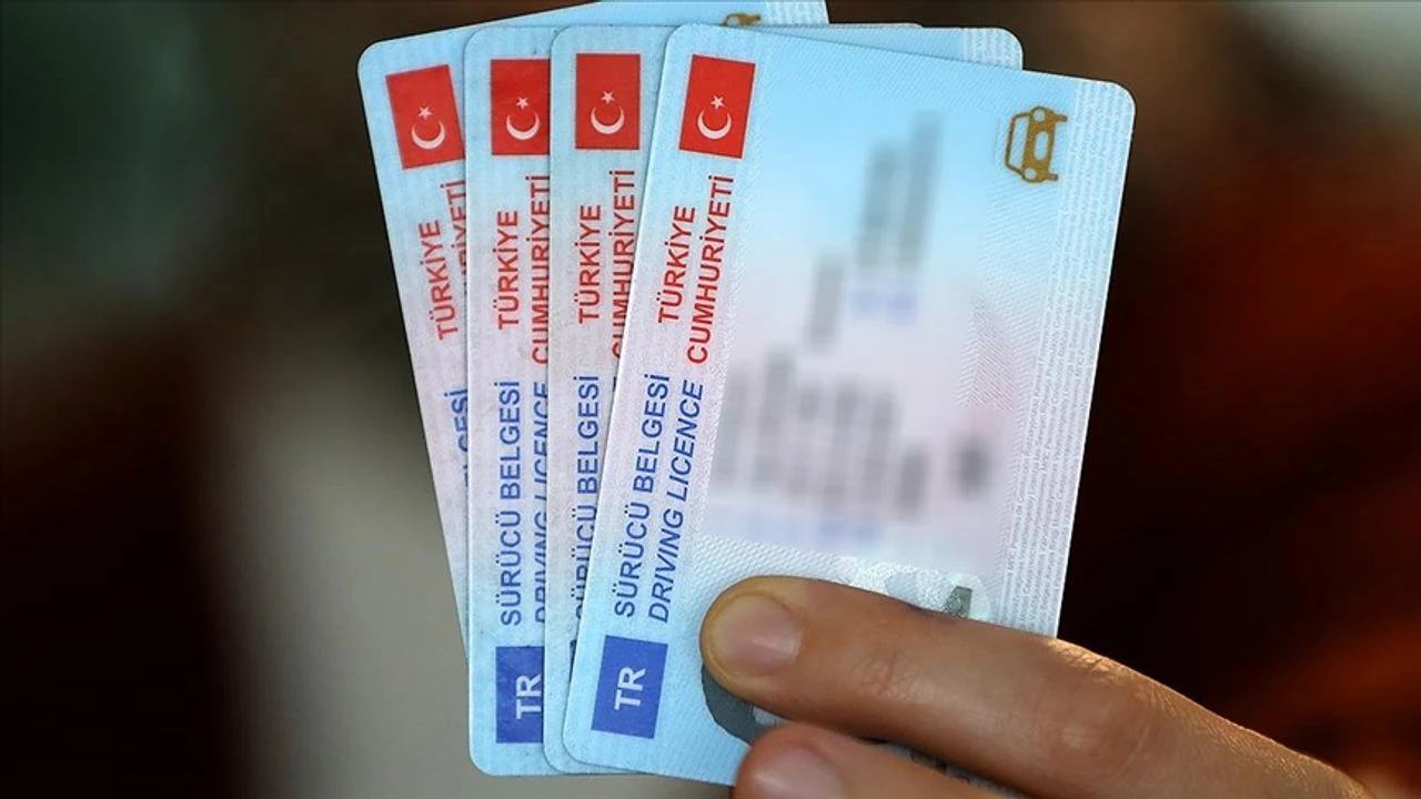 Gaziantep’te Ehliyet Yenileme Fırsatı! 15 TL’ye Yenileyin, Ağustosta 7.438 TL Ödemeyin!