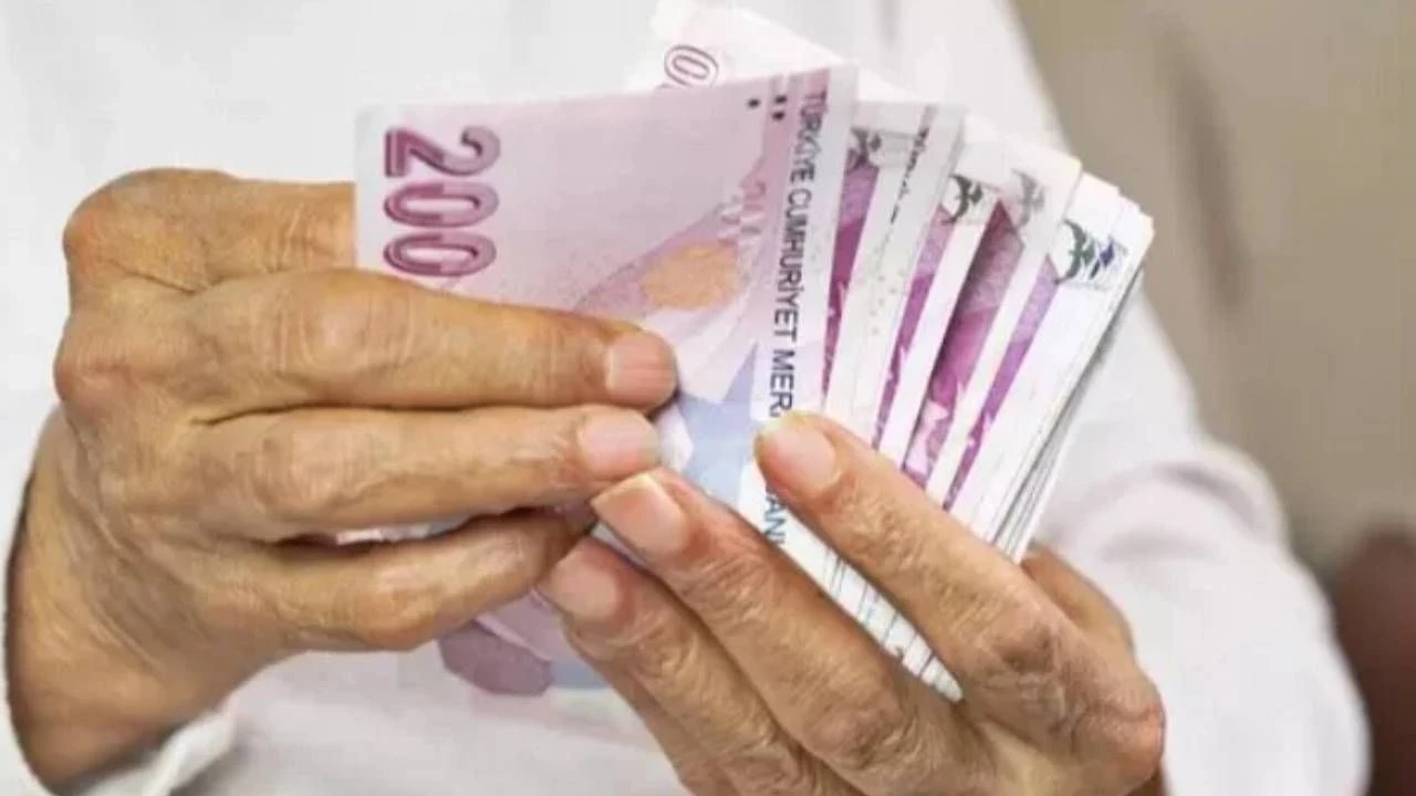 Gaziantep’te Milyonlarca Emekli Merak Ediyor: En Düşük Emekli Maaşına Zam Gelecek mi? Yeni Maaş Ne Kadar Olacak?