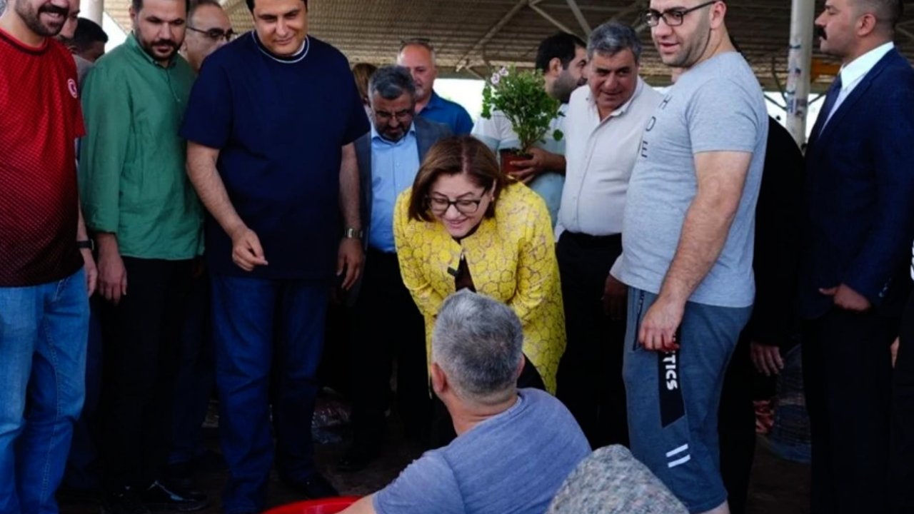 Gaziantep Fatma Şahin Ve Umut Yılmaz'ı Konuşuyor: Kurban Denetimi mi, Siyasi Mesaj mı?