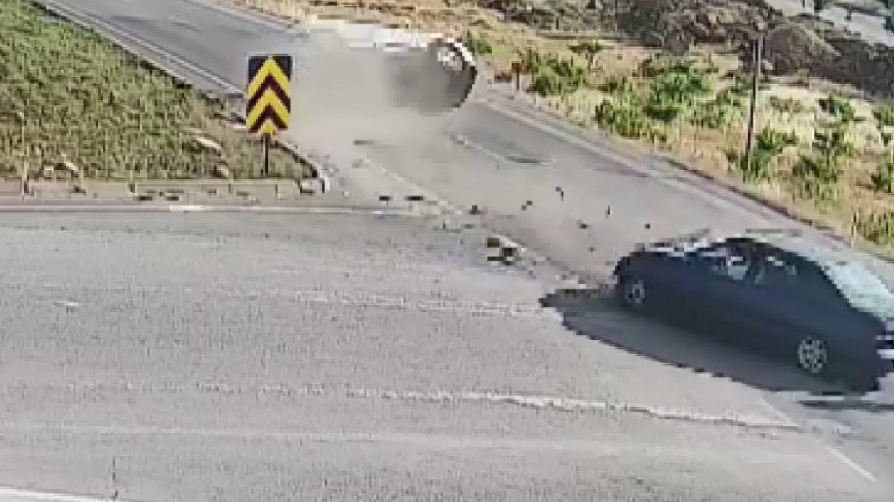 Gaziantep'te kırmızı ışık ihlali kazaya neden oldu, 5 kişi yaralandı