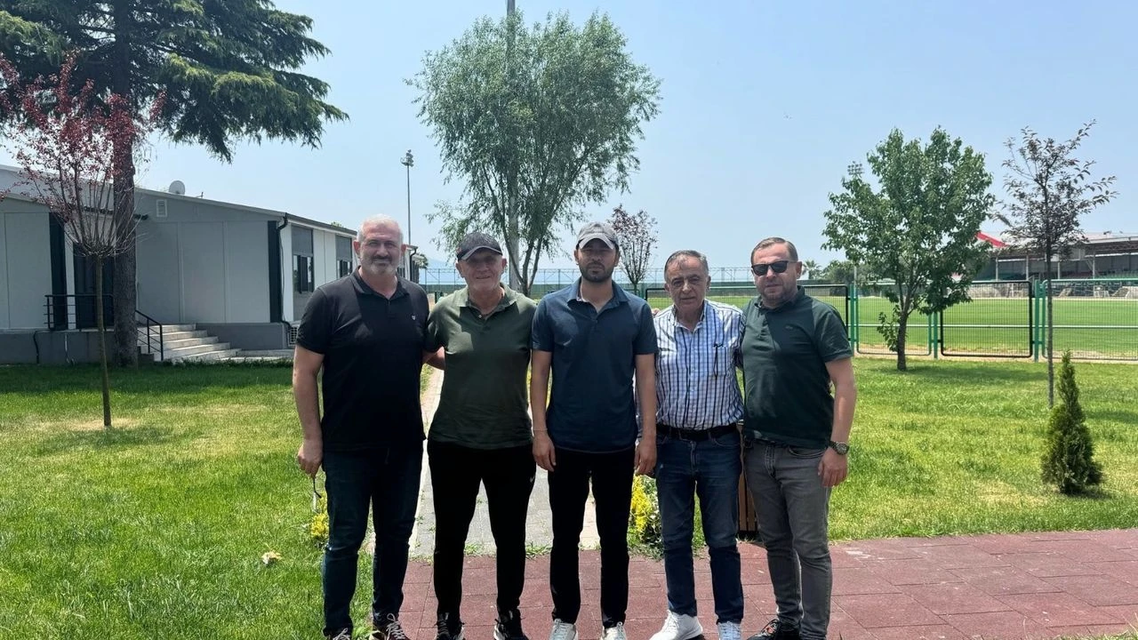 Gaziantep FK’nın Eski Teknik Direktörü Selçuk İnan, Kocaelispor’da Yeni Görevine Başladı