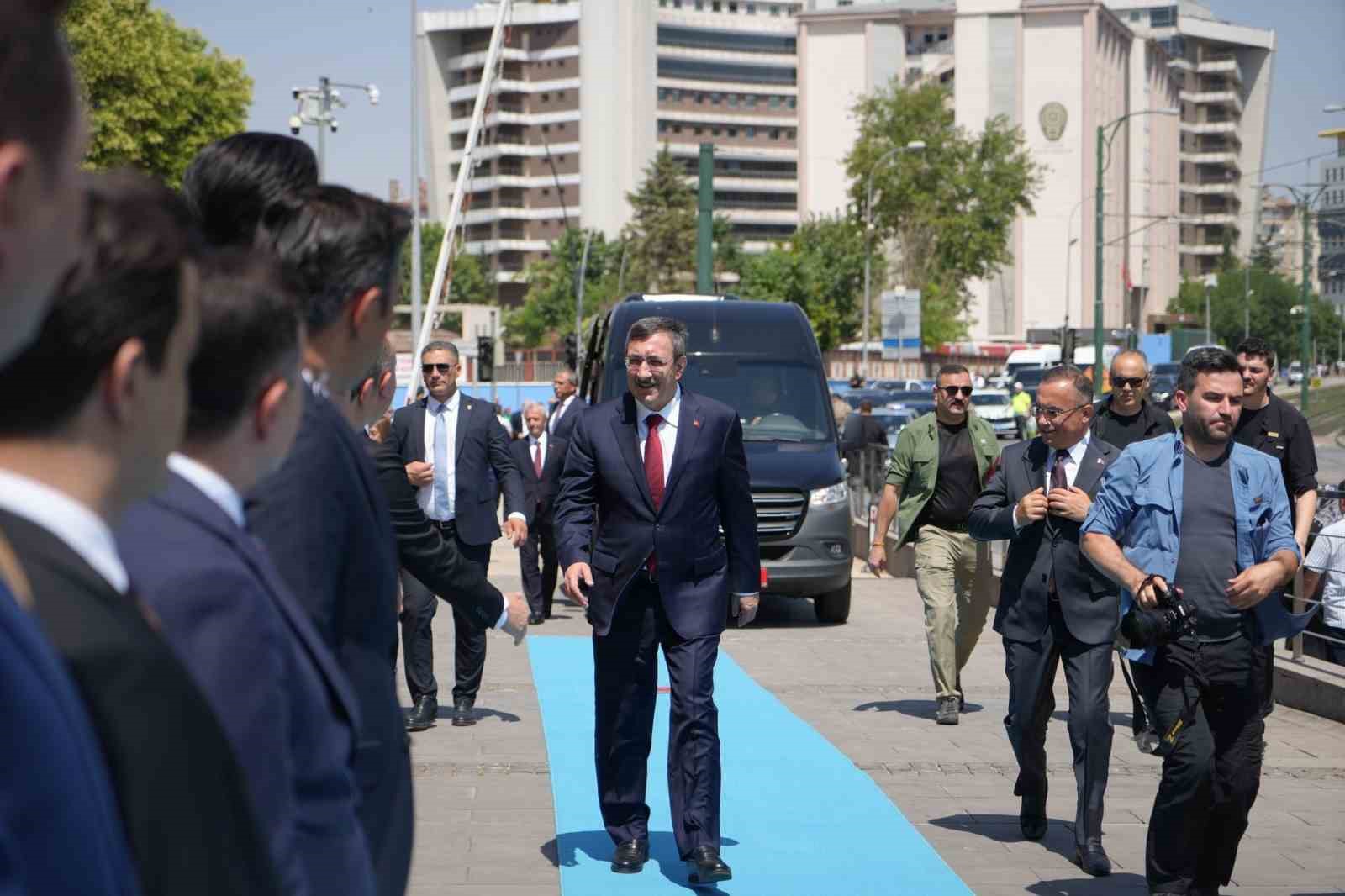 Cumhurbaşkanı Yardımcısı Cevdet Yılmaz, Gaziantep’te
