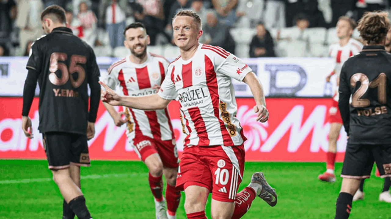 Gaziantep FK, Sam Larsson Transferi İçin Resmi Teklif Yaptı