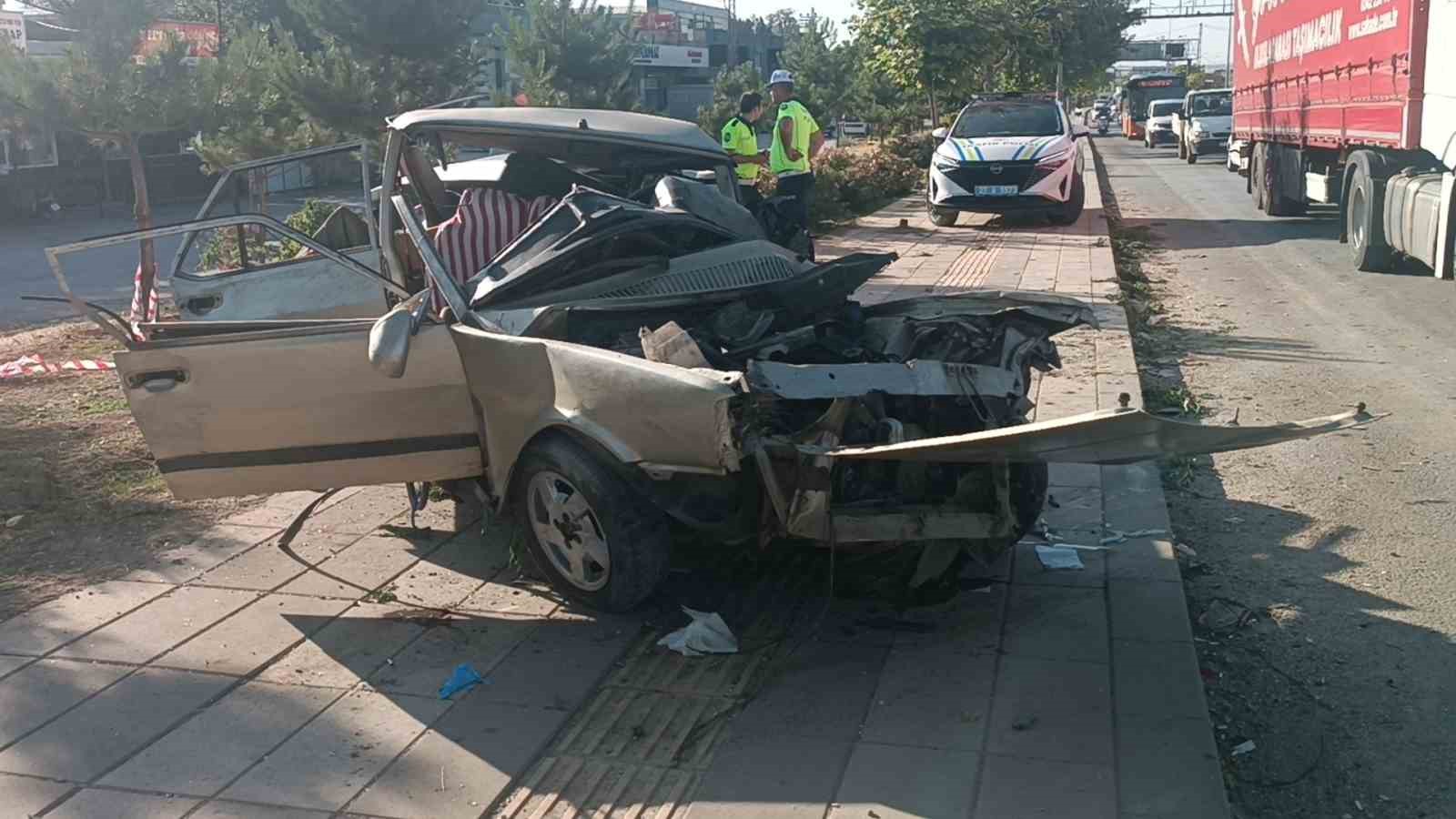 Gaziantep’te o feci kazada sürücü kurtarılamadı