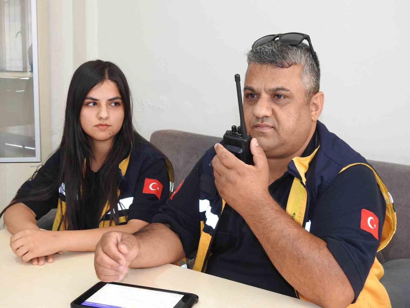 Gaziantep'te sağlık çalışanı baba ve kızı birlikte hayat kurtarıyor