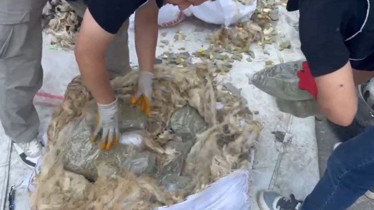 Gaziantep otoyolu'nda kilolarca uyuşturucu ele geçirildi: 3 tutuklama