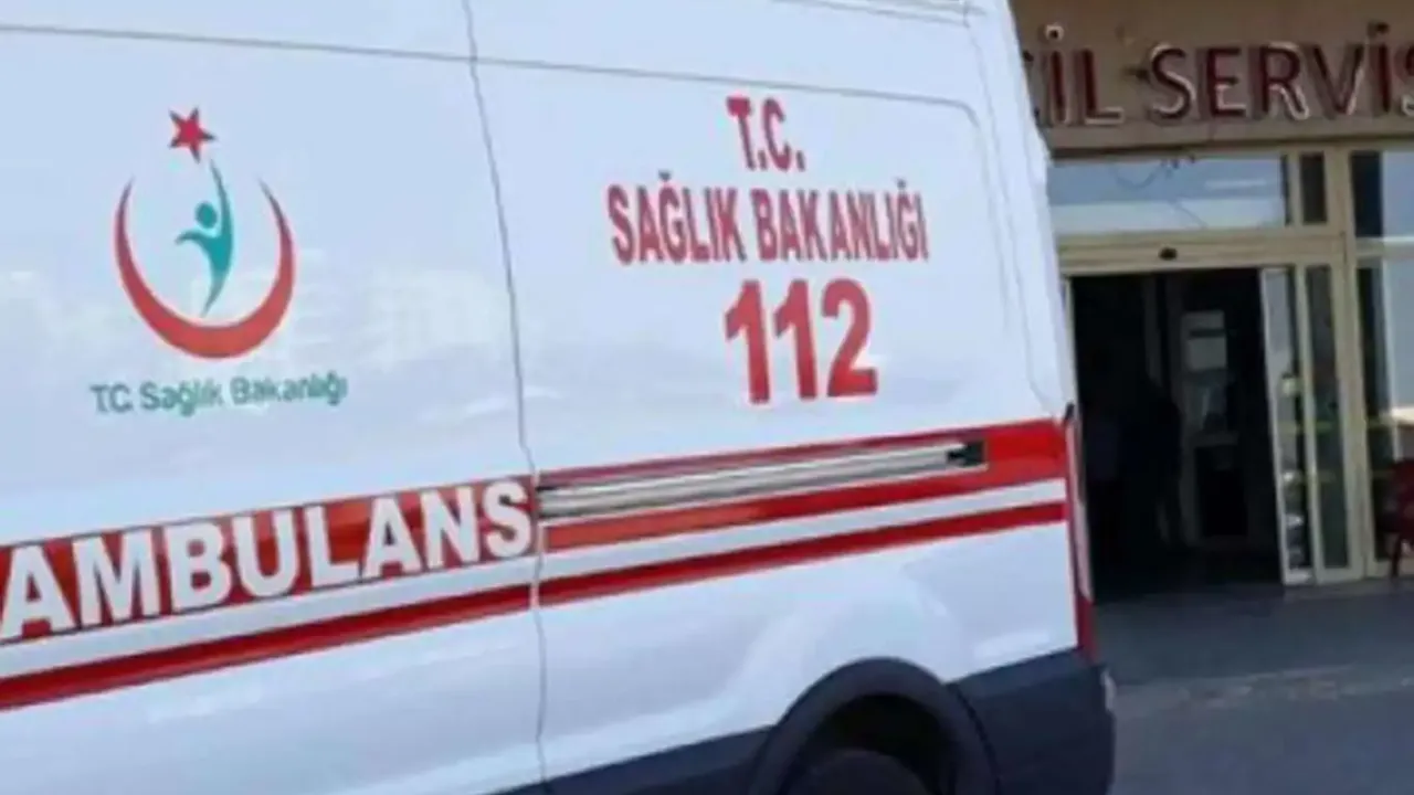 Gaziantep’te Halı Sahada Dehşet: Yorgun Mermi Başına İsabet Etti, Ağır Yaralı!