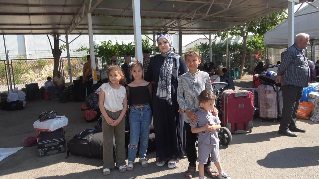 Suriyelilerden Türkiye’ye veda