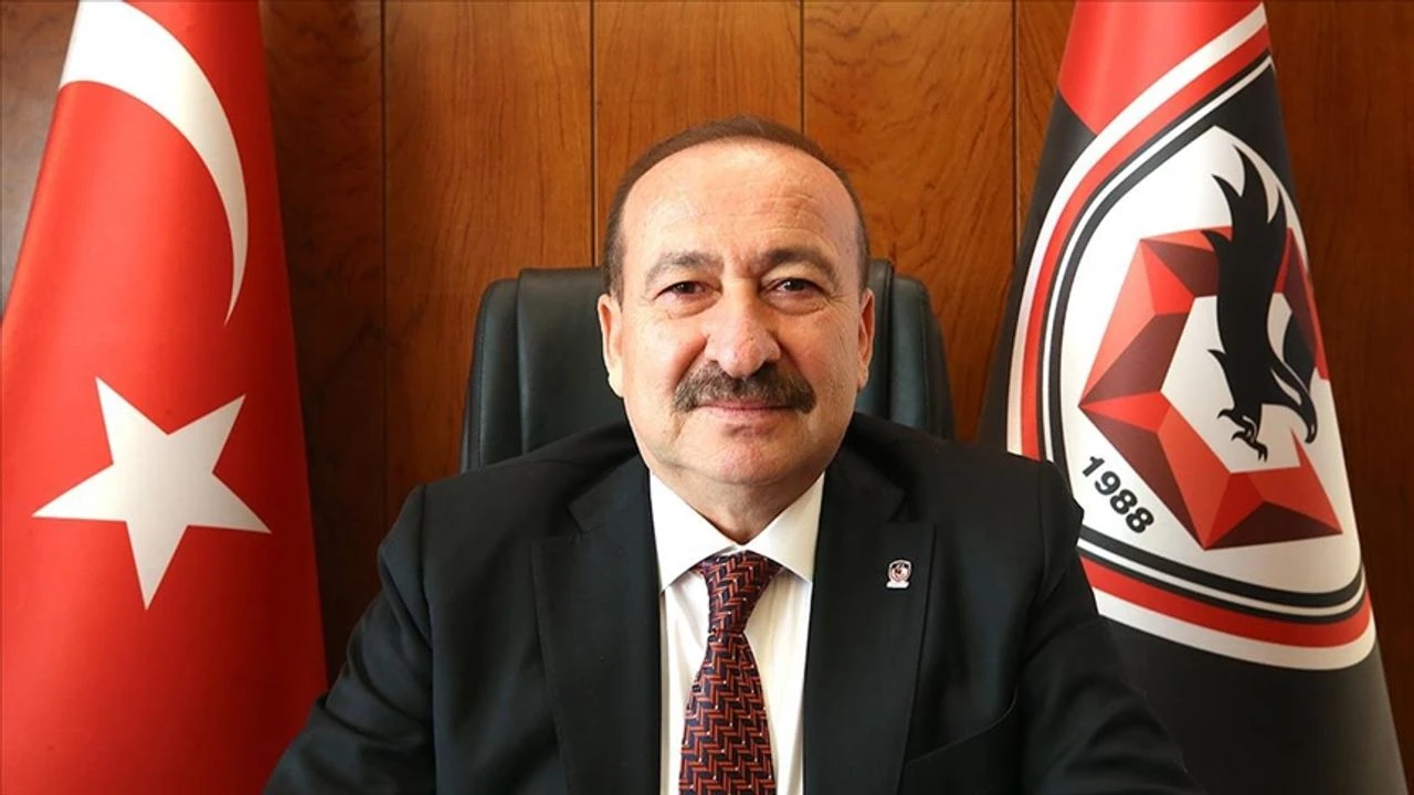Gaziantep FK’da Fırtına Öncesi Sessizlik: 4-5 Yıldız Transfer Yolda