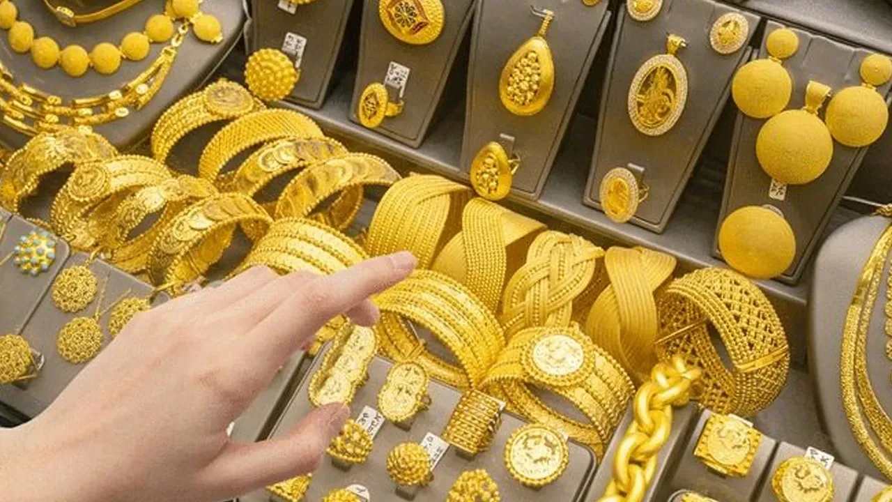 Gaziantep’te Altın Zirveye Yürüyor: Çeyrek 7 Bini Aştı, Gram Altın 4300 TL’ye Dayandı