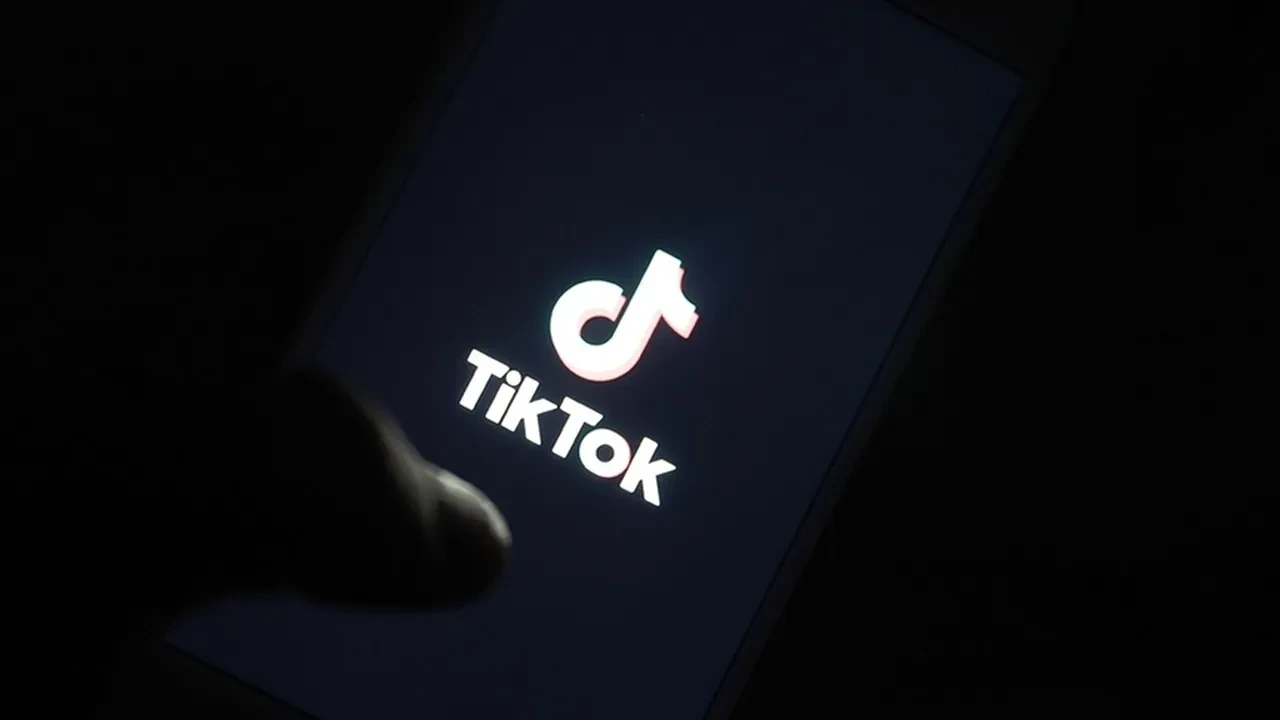 TikTok’ta Yaşlıları Hedef Alan Yeni Dolandırıcılık Yöntemi: Dikkatli Olun