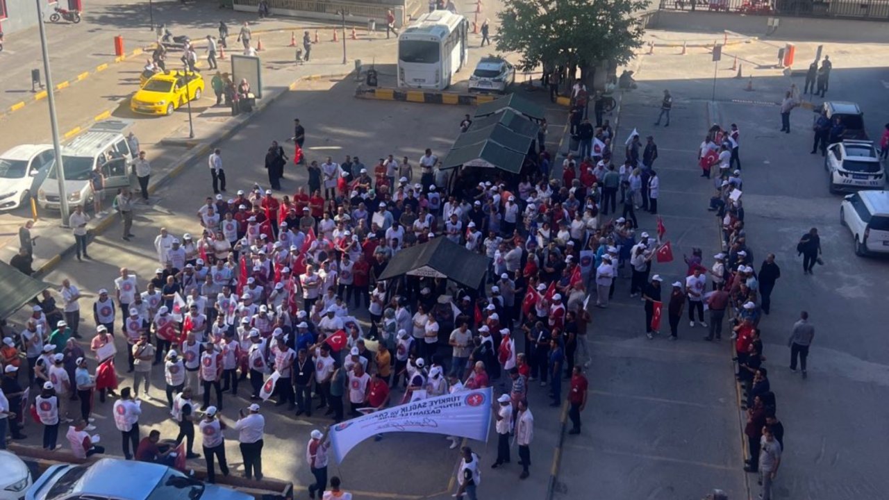 Gaziantep’te Sağlıkta Alarm: GAÜN Hastanesi’nde İşçiler İş Bıraktı!